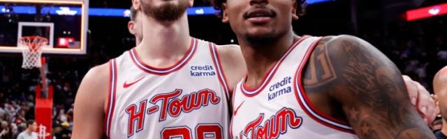 开云登录入口-休城版约基奇崛起！火箭新星第三年场均19+8+6