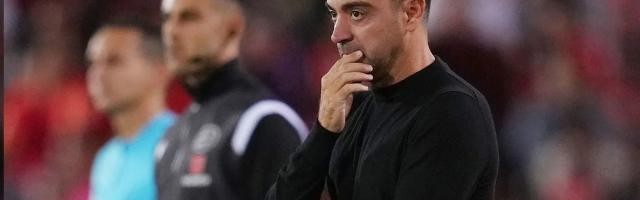 开云官方网站-哈维：希望纪录转化为冠军 莱万是成功和进球保证