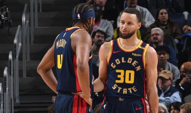 开云官方网站-勇士又一22岁新星蹿红！首发18胜1负助推库里冲冠