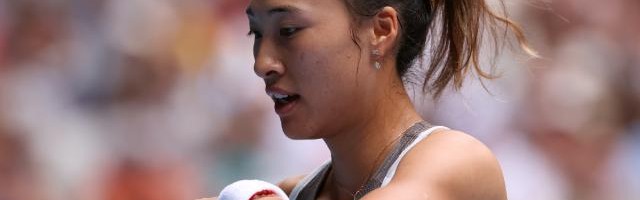 开云体育官方网站-带伤上场遭争议判罚 但郑钦文不想为出局找借口