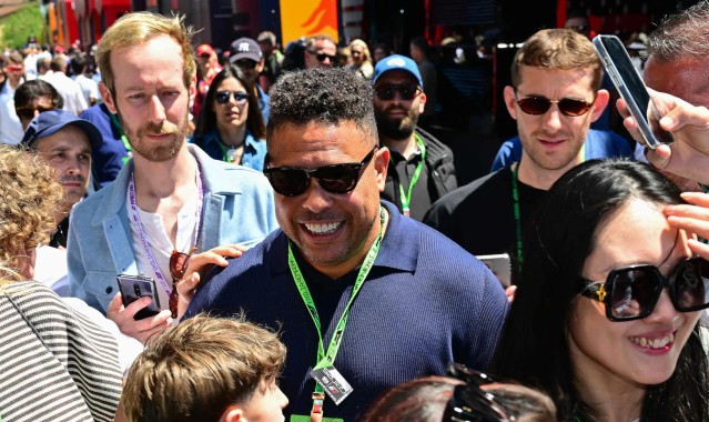 开云体育app下载-罗纳尔多：特瓦斯反对西甲外的一切， 球迷的反应证明克洛普不对