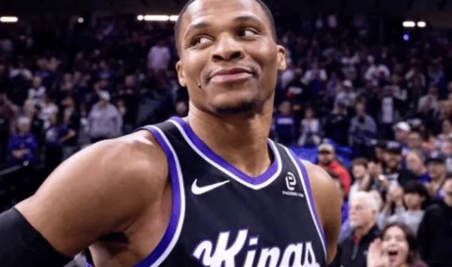 威少近3战场均23.7分6.7助2.3板，命中率62.8%&amp;amp;三分47.6%