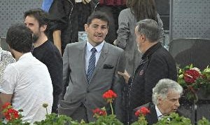 卡西利亚斯怒怼娱乐节目：我不想成为八卦的对象，请你们让我安静